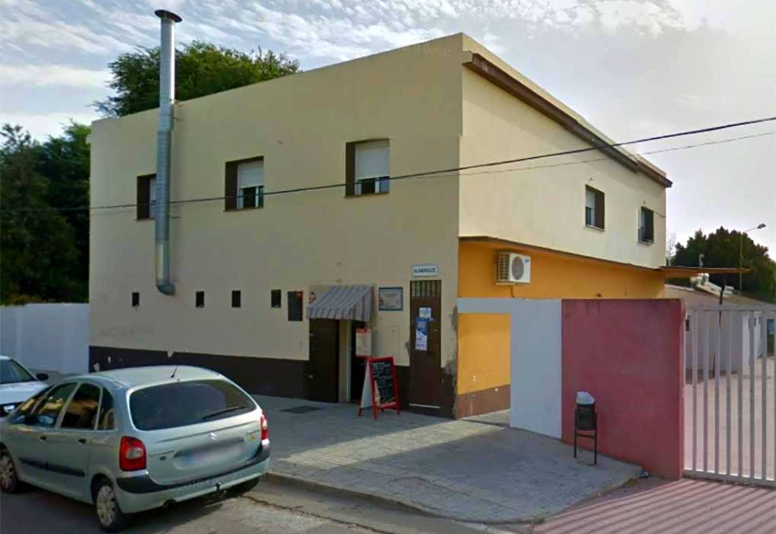 Albergue juvenil guillena sevilla via plata