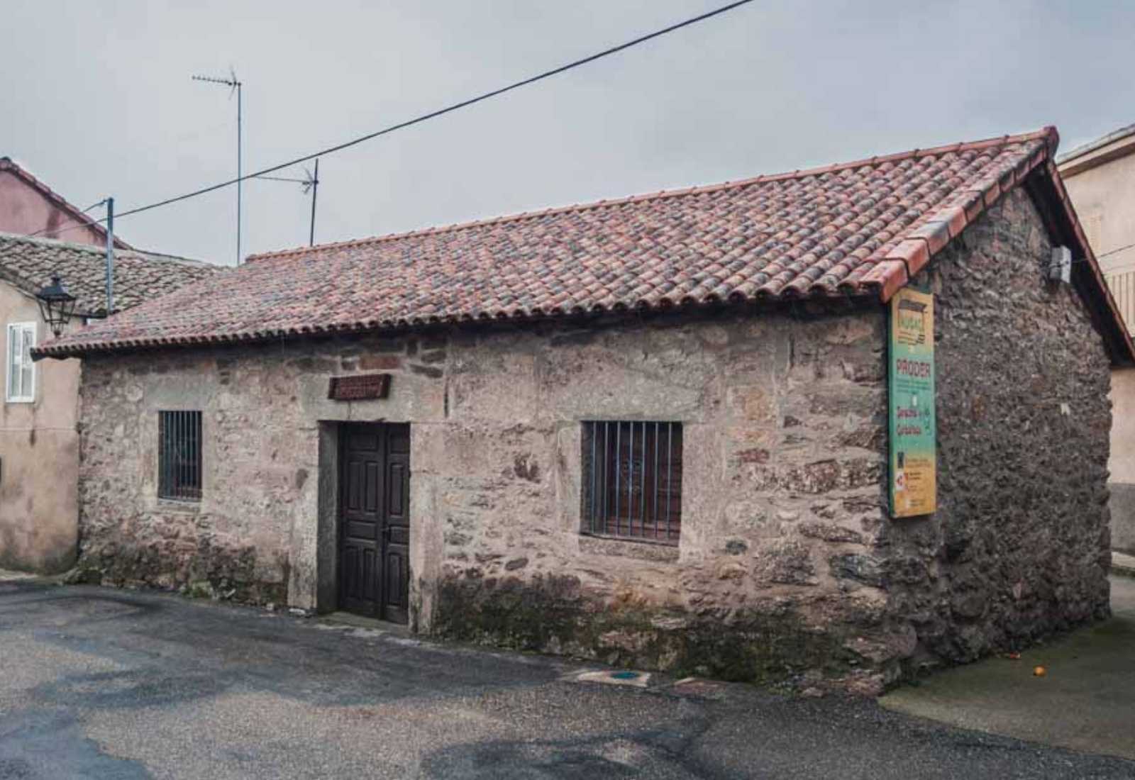 Albergue mombuey camino sanabres