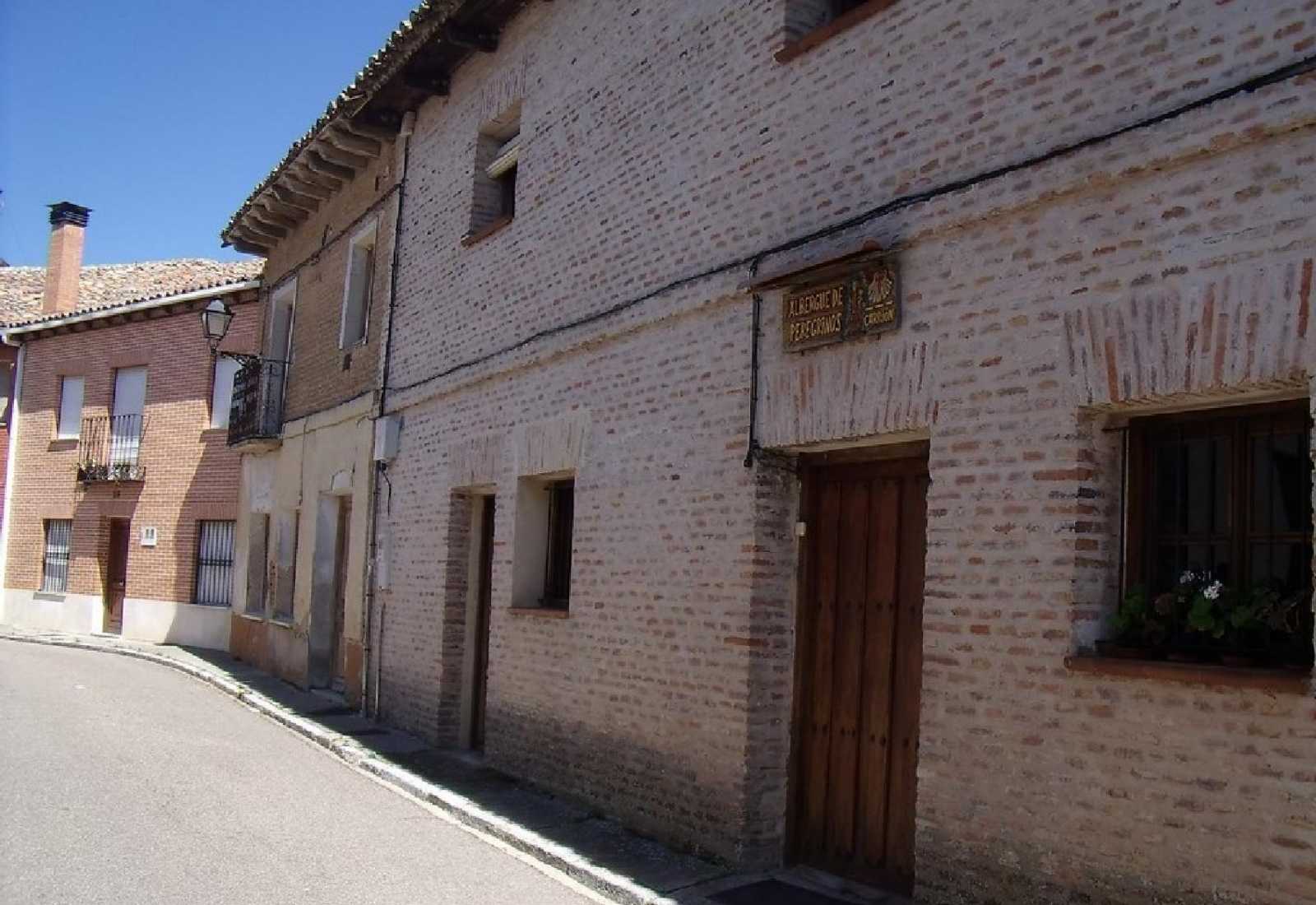 Albergue parroquial santa maria carrion condes camino camino frances 2