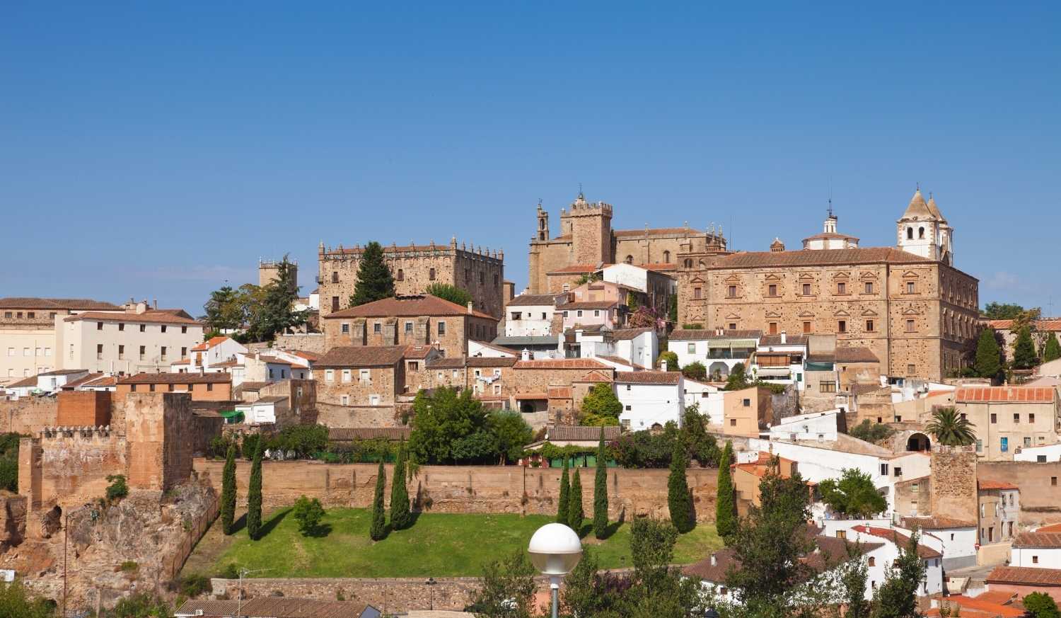 Pueblo caceres via plata