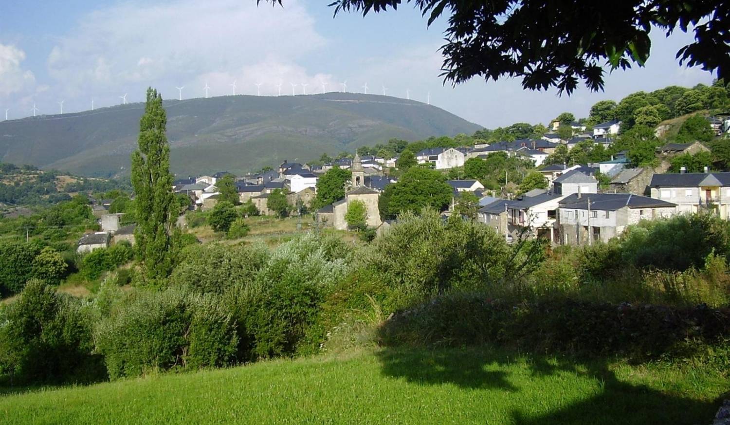 Pueblo lubian camino sanabres